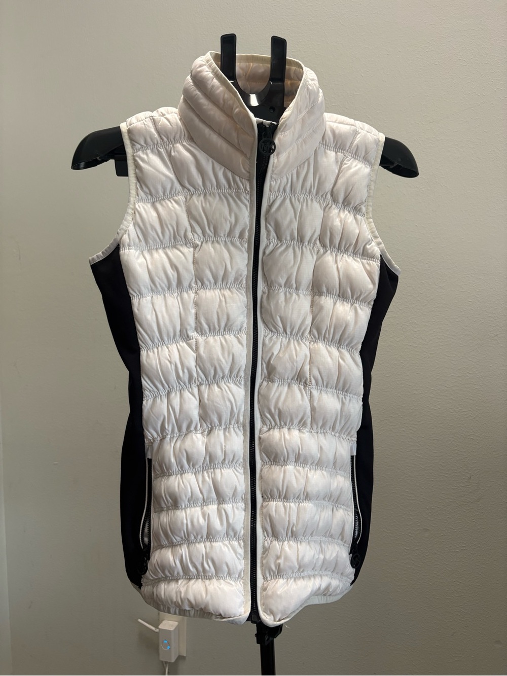 Michael Kors White Quilted Sleeveless Puffer Vest with Black Side Panels